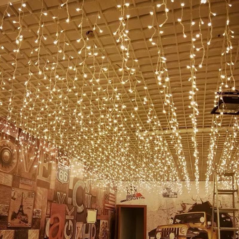 Guirlande Lumineuse Rideau Lumineux, 4M LED Lumières de Noël IP44  ,Extérieur Intérieur 8 Modes d'Eclairage