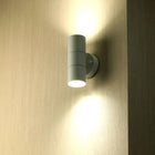 Aplique de pared LED blanca IP44 de doble haz GU10