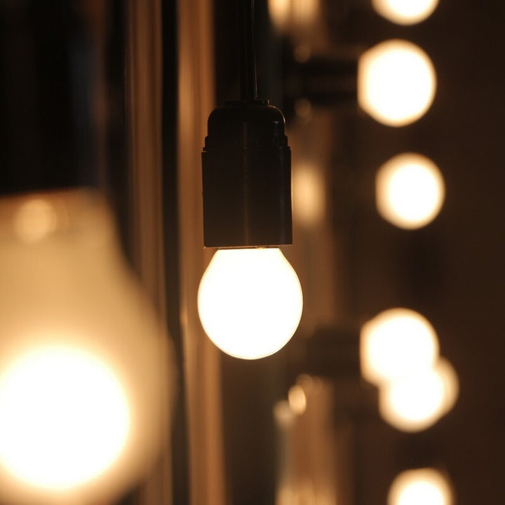 Ampoule E14 LED 8W 220V G45 300 °