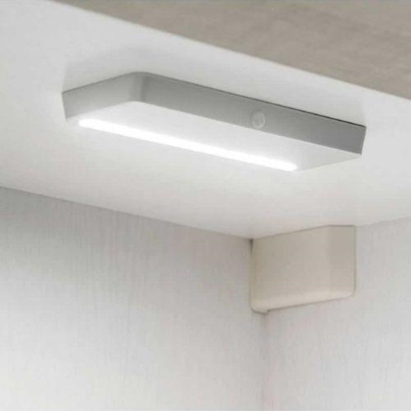 Wiederaufladbare LED-Wandleuchte mit IP20-Bewegungsmelder
