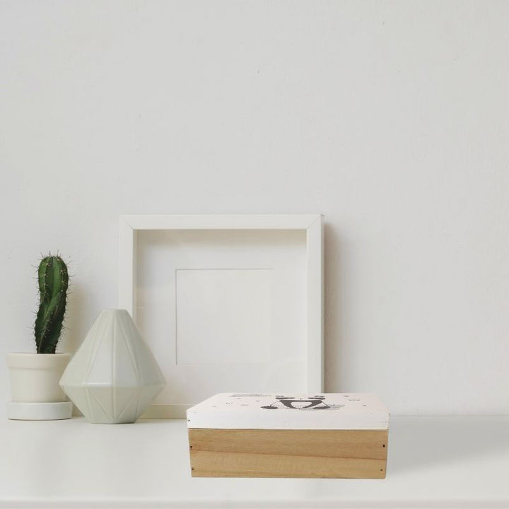 Caja de almacenamiento de madera panda 13x7x19.5cm