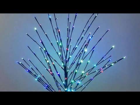 Árbol brillante de Navidad 1M60 RGB con control remoto IP44, 8 modos