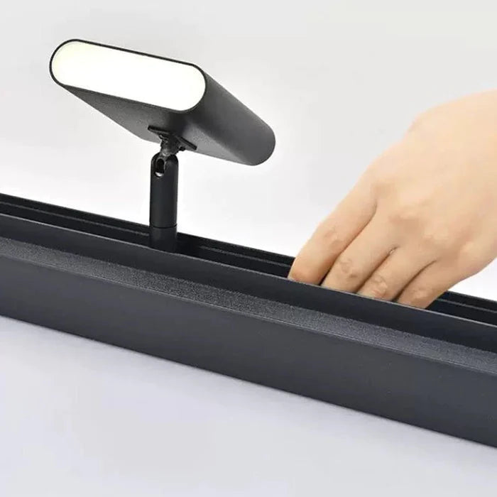 Foco LED sobre Carril Magnético Rectangular 48V 5W Orientable NEGRO