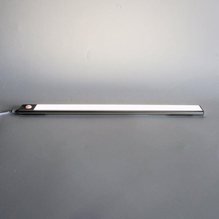 Réglette LED Rechargeable USB 40cm IP40 avec Détecteur de mouvement - Silumen