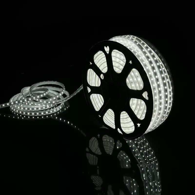 Ruban LED Fin 50M 220V Recoupable 20cm IP65 2835 120LED/m - Silumen