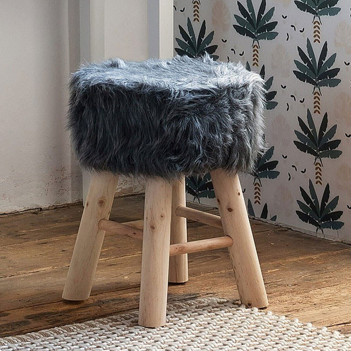 Tabouret Pouf Effet Fourrure Pieds en Pin - Silumen