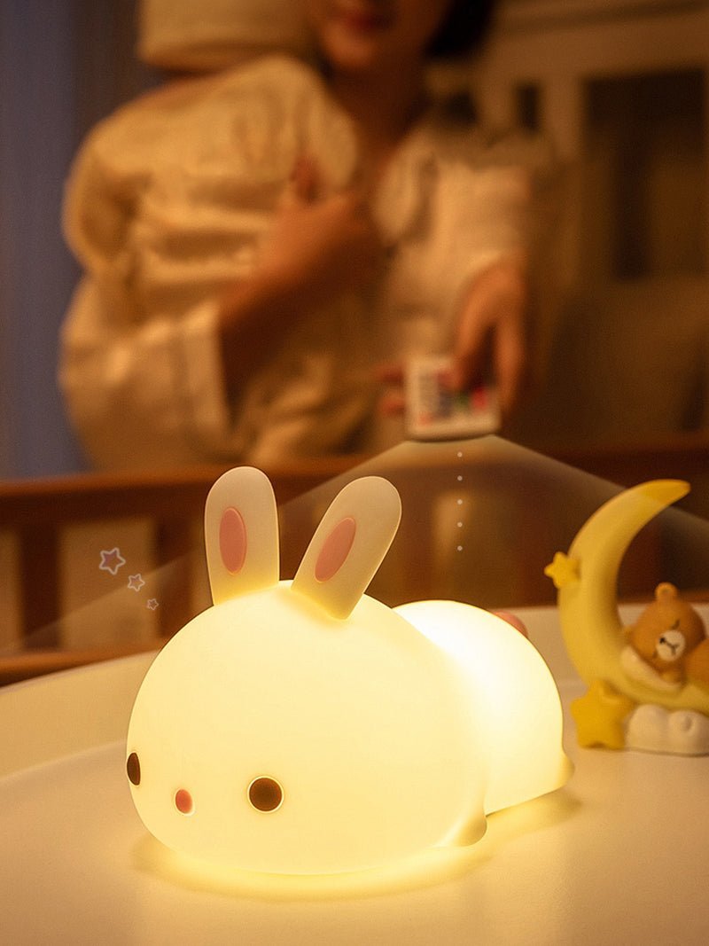 Veilleuse de Nuit Lapin Allongé Tactile en Silicone (avec câble usb) - Silumen