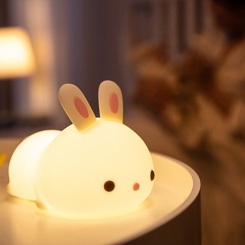Veilleuse de Nuit Lapin Allongé Tactile en Silicone (avec câble usb) - Silumen