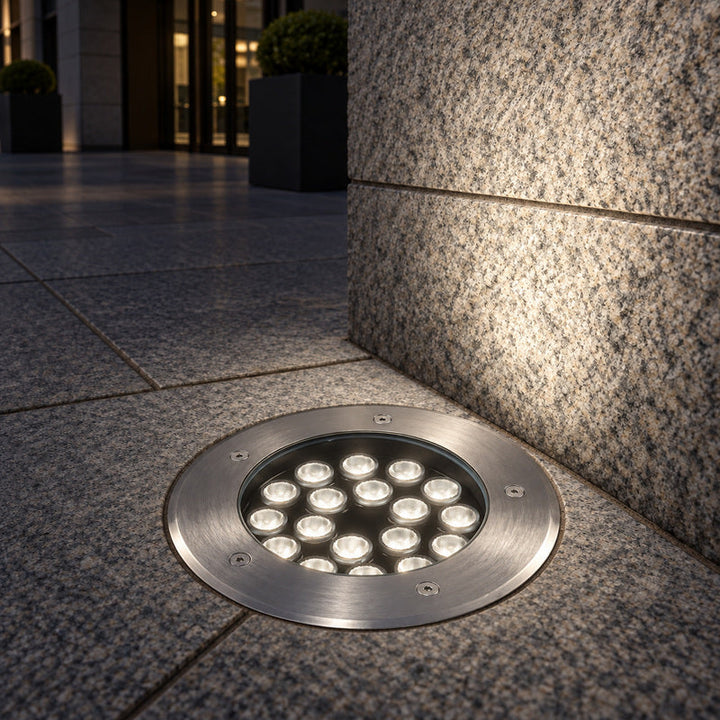 Spot Extérieur Encastrable 12W IP67 220V Sol 30° Ø160 – rendu allumé