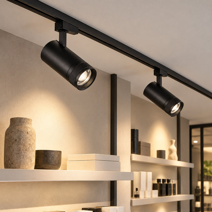 Spot LED em Trilho Preto Ângulo Ajustável Trifásico 30W 15-60° CCT TRIAC Dimmable