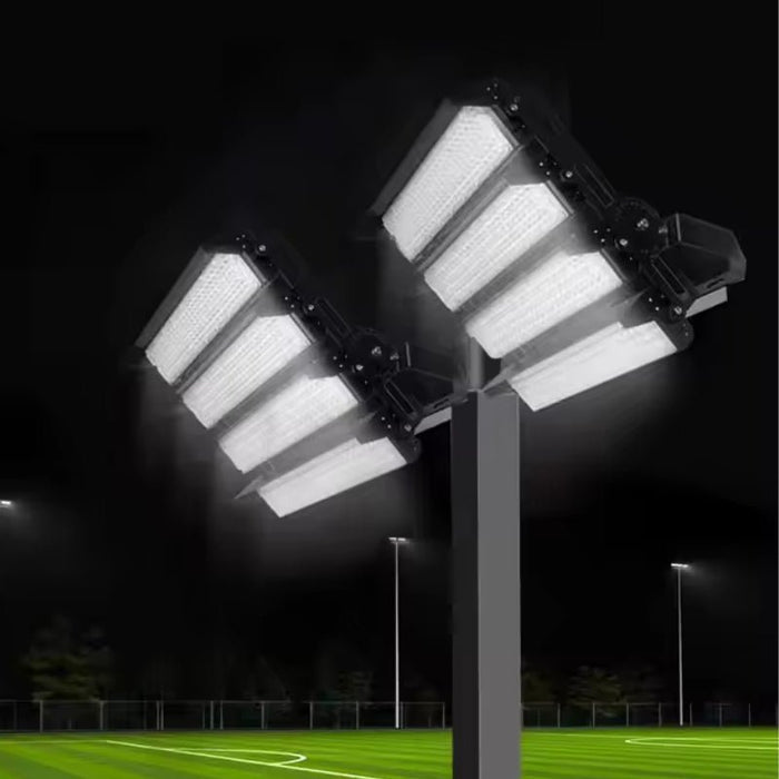 Projecteur LED Puissant Industriel 1000W 170lm/W IP66 Noir Orientable