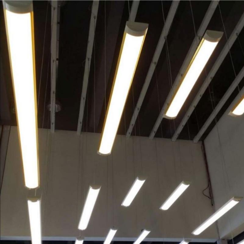 LED-Streifen 120 cm, 30 W, hohe Effizienz, 155 lm/W, 5 Jahre Garantie