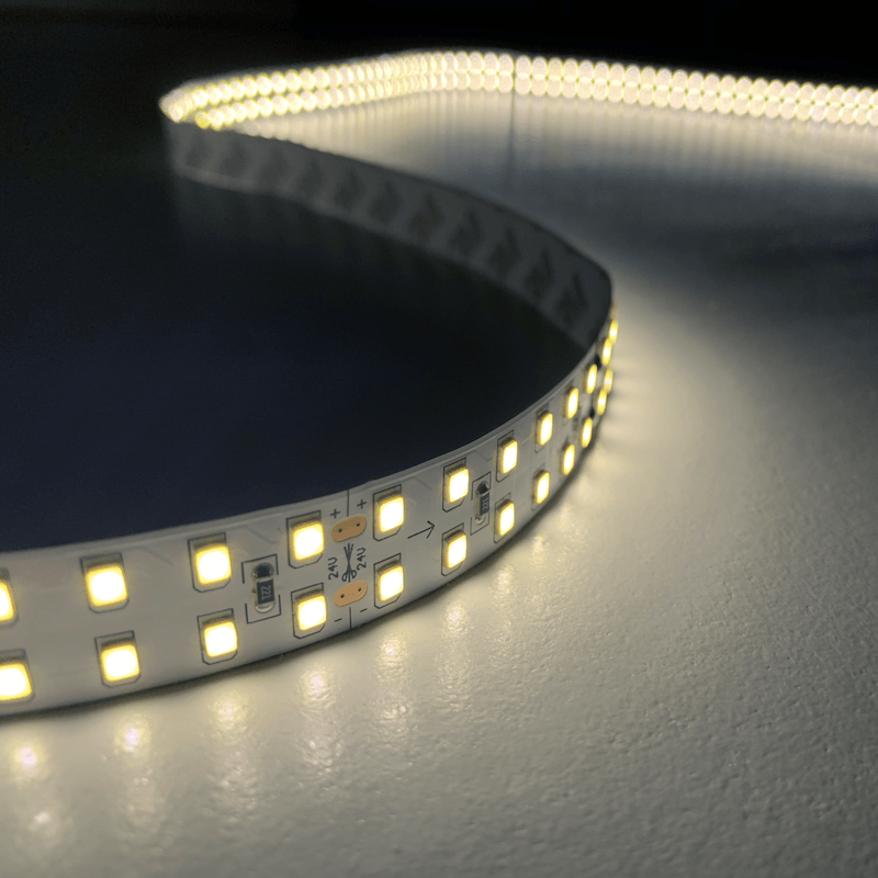 Bandeau LED 24V 5m 2835 240LED/m Double Rangée IP20