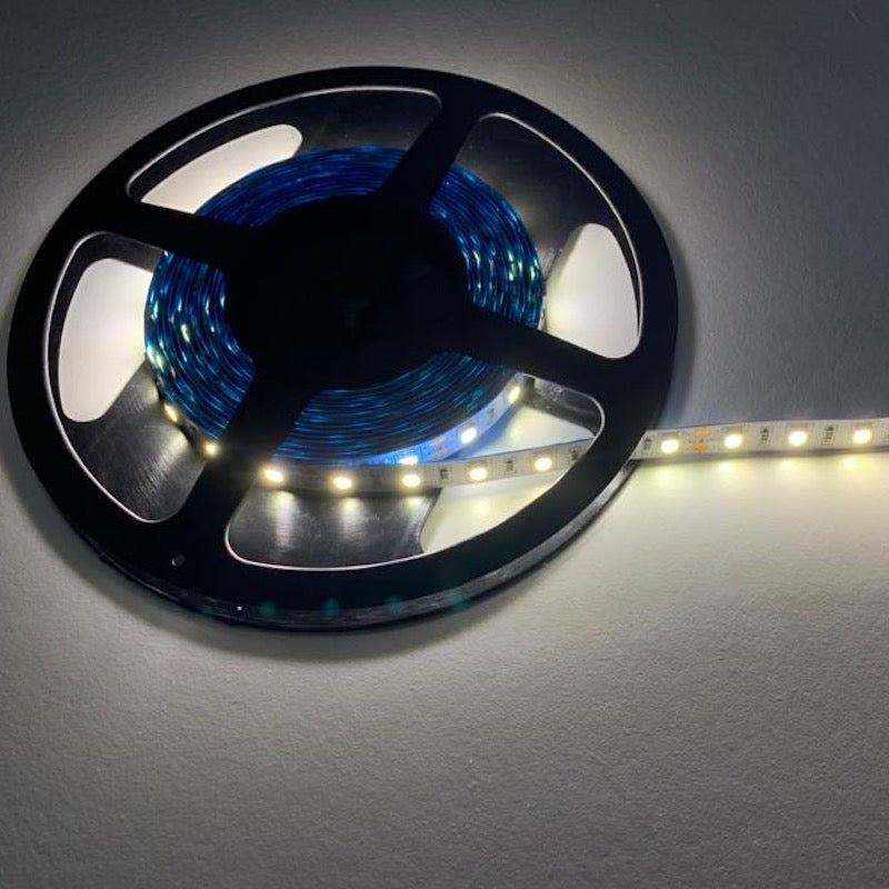 Bandeau LED 5M 24V 5050 IP20 60LED/m - Silumen