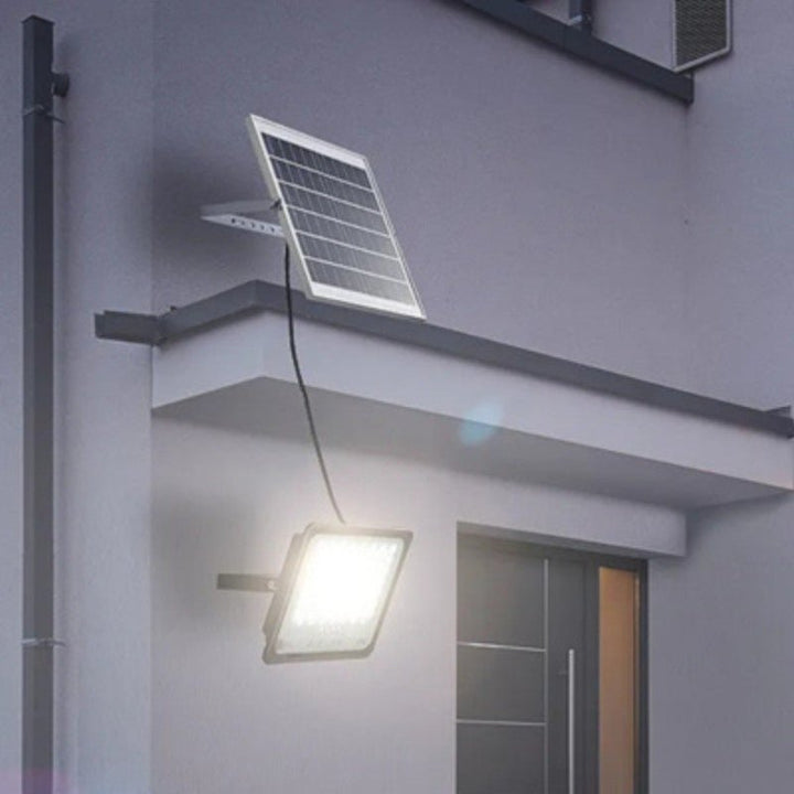 Projecteur Solaire LED 15W IP65 (Panneau Solaire + Télécommande Inclus) - Silumen