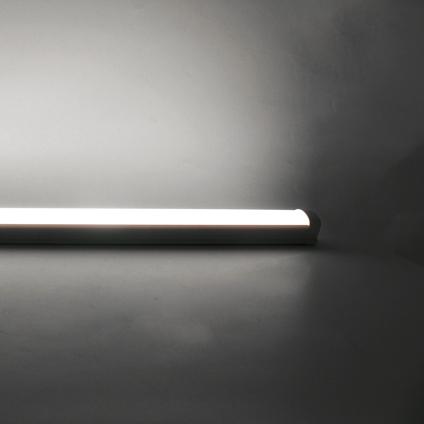 Réglette LED étanche 120cm 36W IP65 - Silumen