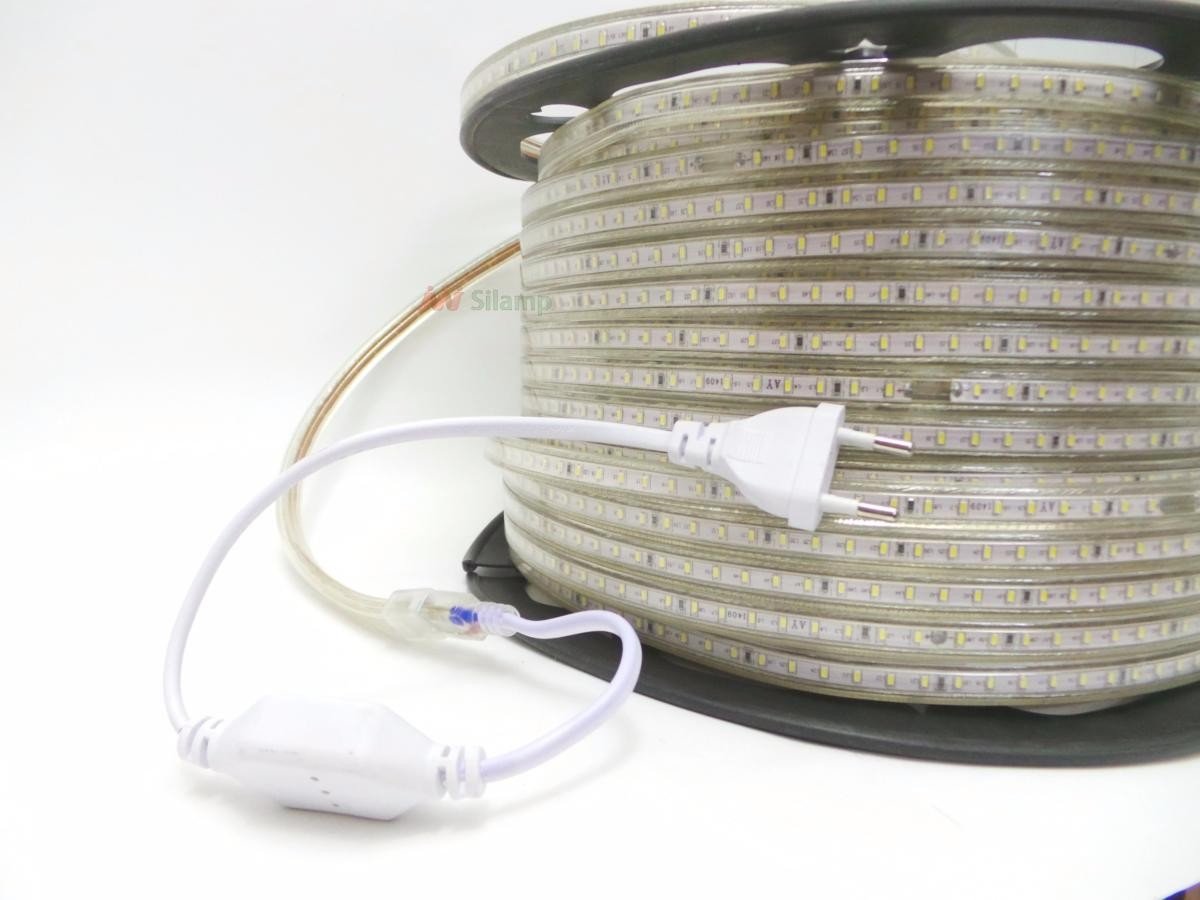 Ruban LED 220V Recoupable 50M 5050 IP65 60LED/m - Silumen