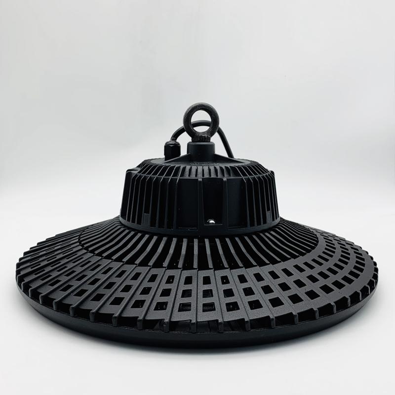 Suspension Industrielle HighBay UFO 100W IP65 NOIR - Silumen